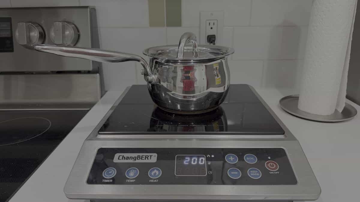 ChangBERT CIB-80 Plus front controls showing BOIL, KEEP WARM, timer and temperature buttons