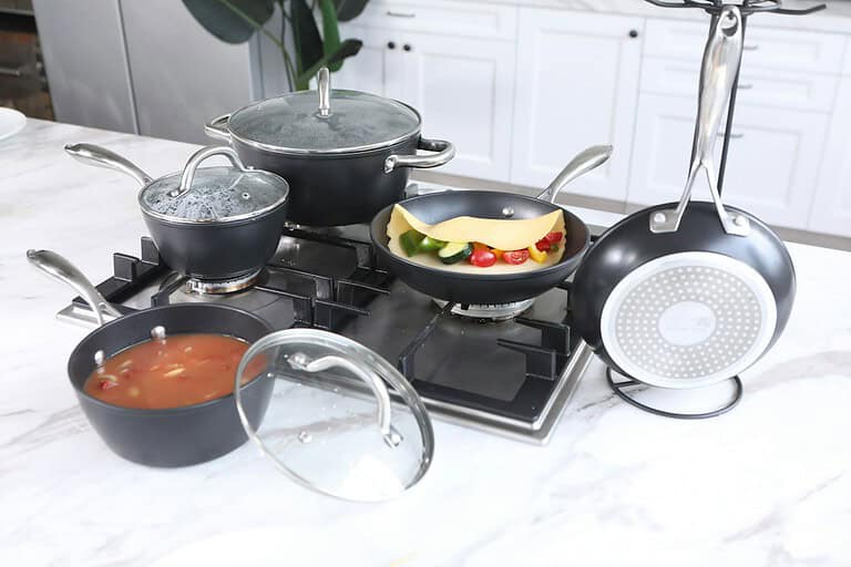 Portable Induction Cooktop Electrical Requirements: 120V, 15A and 1,800W